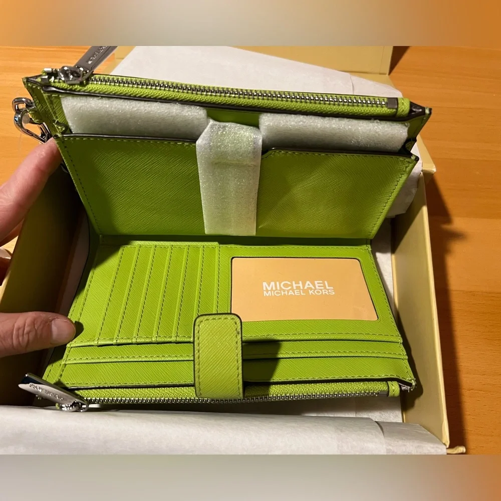 Michael - Michael Kors LEATHER LARGE DOUBLE ZIP WRISTLET LIME Full Inclusion